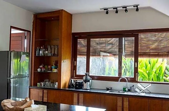 ホテル Enchanting Canggu