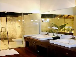 ホテル Enchanting Canggu Buduk